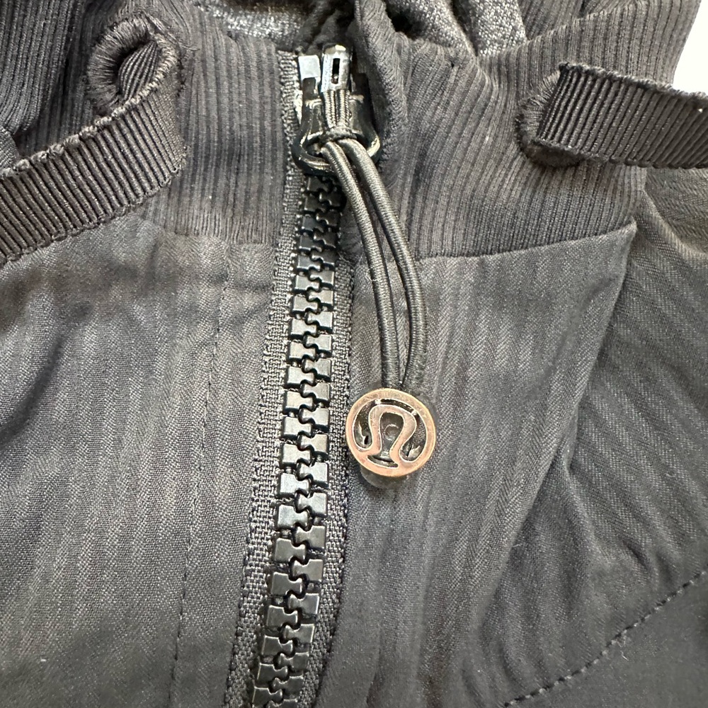 Lululemon Womens Reversible Dance Studio Jacket Size 4 - Picture 3 of 9